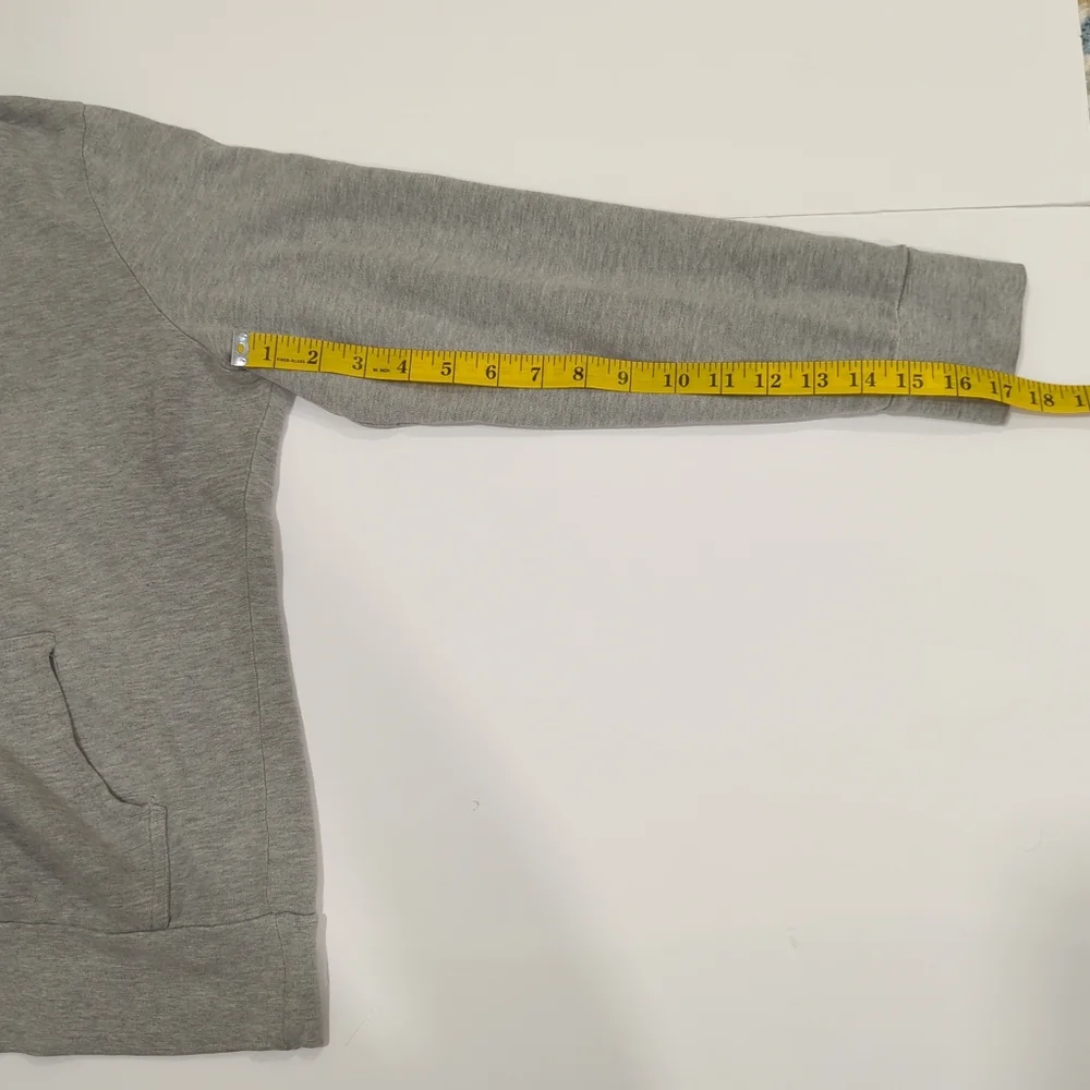 The North Face Heather Grey Hoodie Blue Logo - Women's Size Medium Classic Basic
